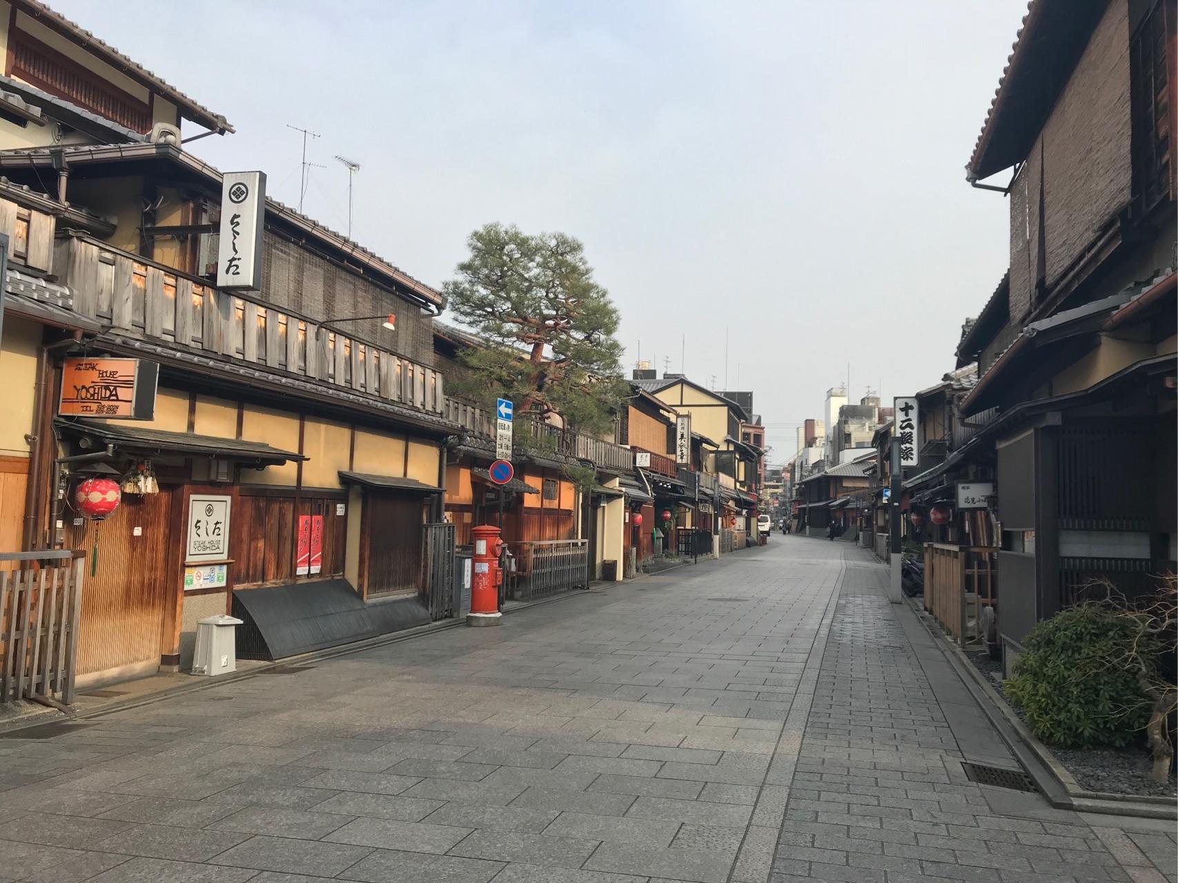 日本京都城市中古代建筑(有些是后来重建的)占