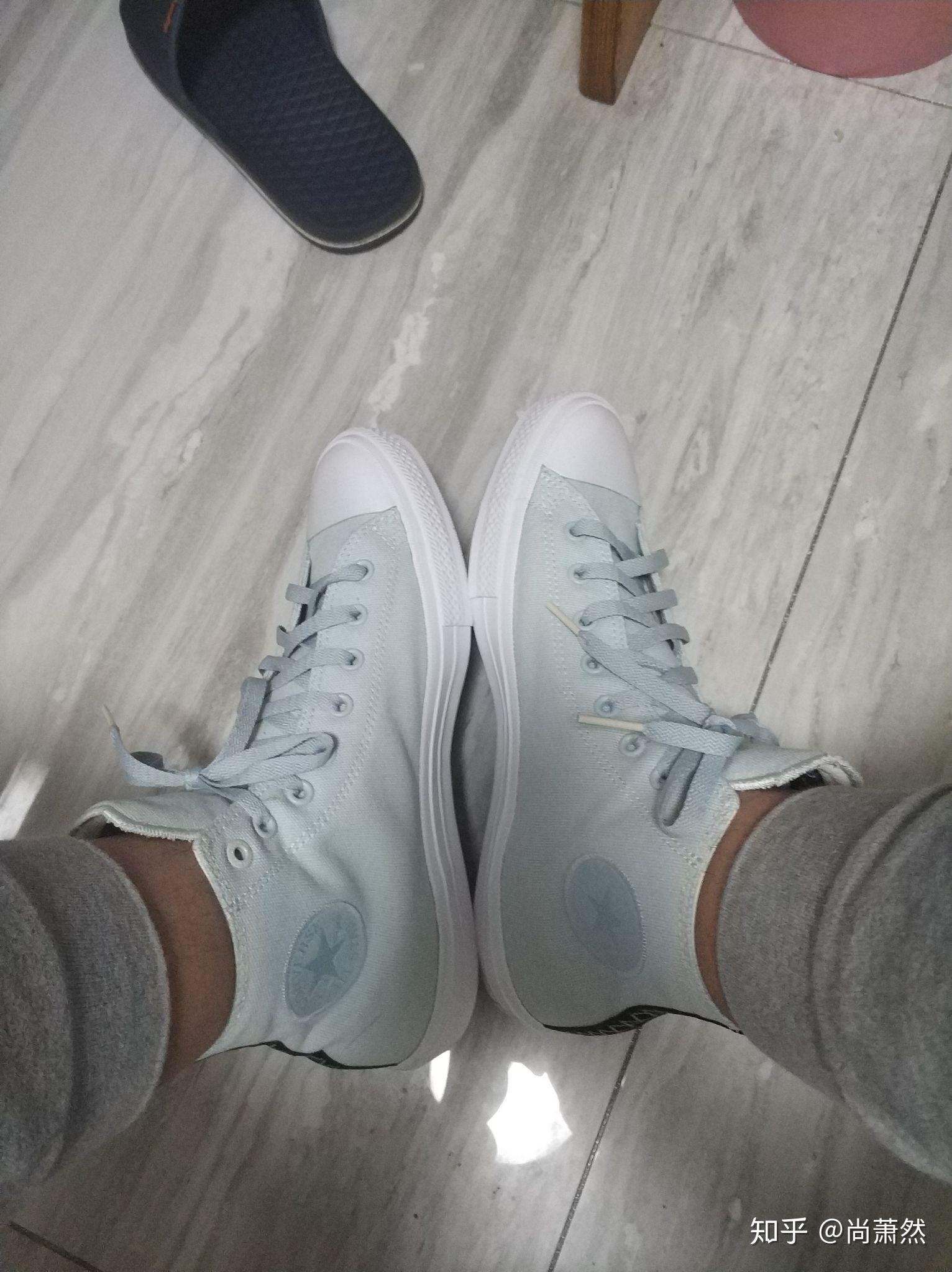 脚宽的人穿匡威是什么体验?