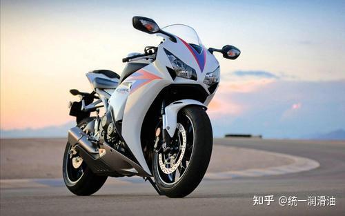 摩托车保险在手机上怎么买 v2-49ff88f9ad49329d26dd9012b9455feb_r.jpg