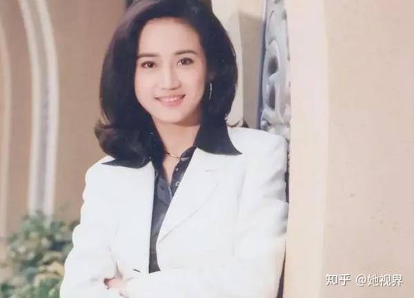 曾火遍大江南北,因拒绝潜规则出家,“中国最美尼姑”桑妮 - 知乎