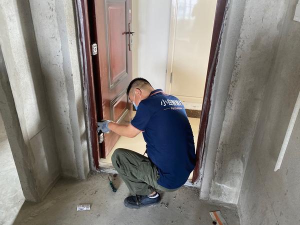 入户门更换一门顶四用小白智慧门安装体验全纪录