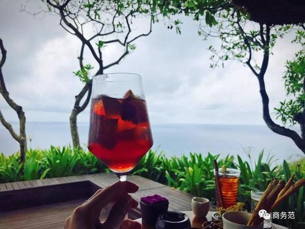 巴厘岛宝格丽婚礼场地_格丽斯与搽色宝的区别_陈数巴厘岛宝格丽婚礼