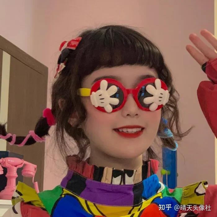 优质女生头像日子需要我们积极向上