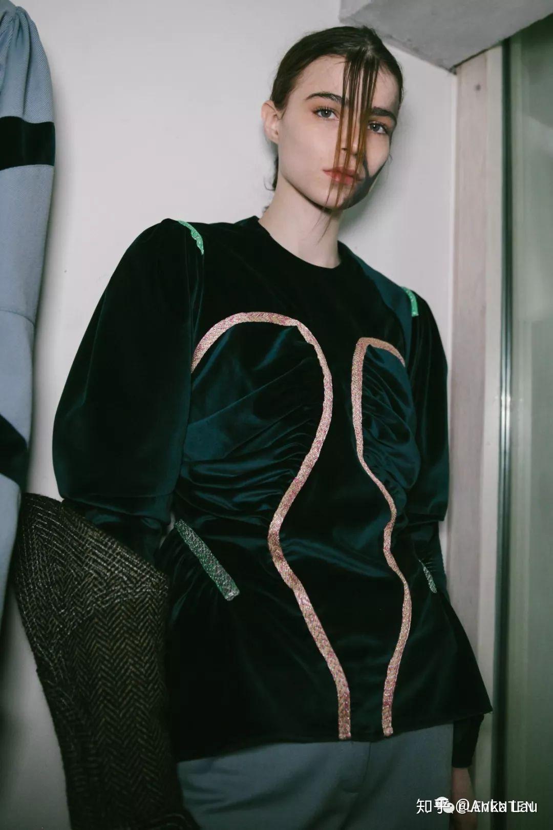 圣马丁设计师kiko kostadinov,入围2019lvmh青年设计大奖半决赛的他