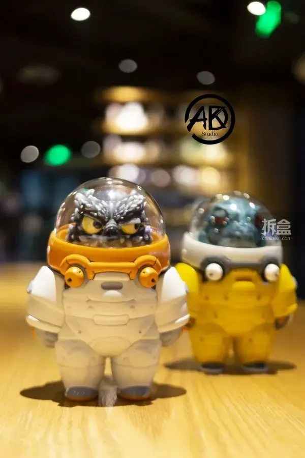 盲盒 | 成年了还不能随心所欲买个玩具吗?