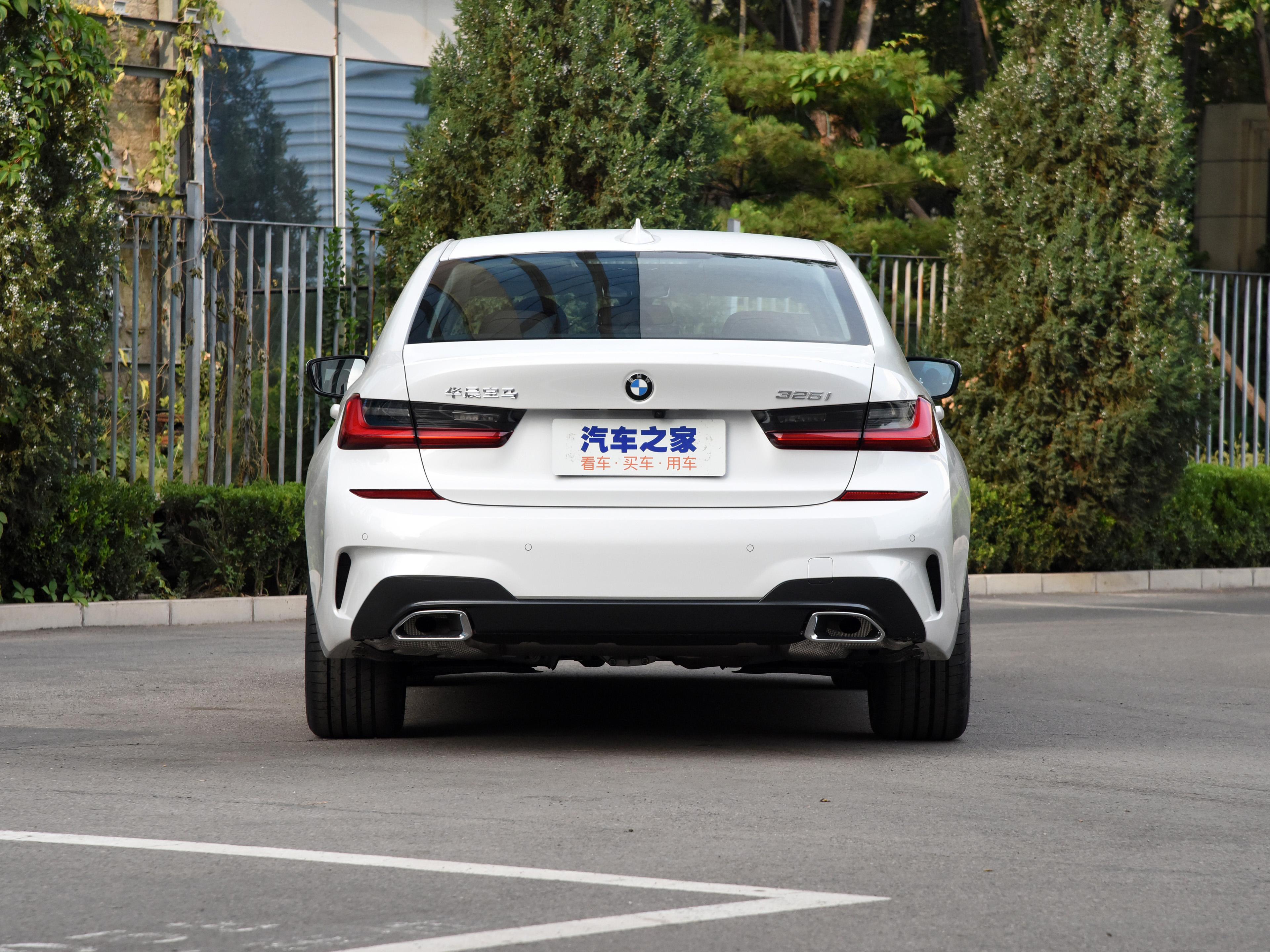 宝马3系一口气降5万是时候入手了