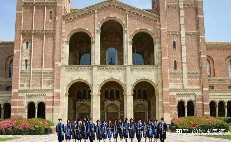 与南加州大学电影艺术学院,纽约大学电影学院并称为美国三大电影学院