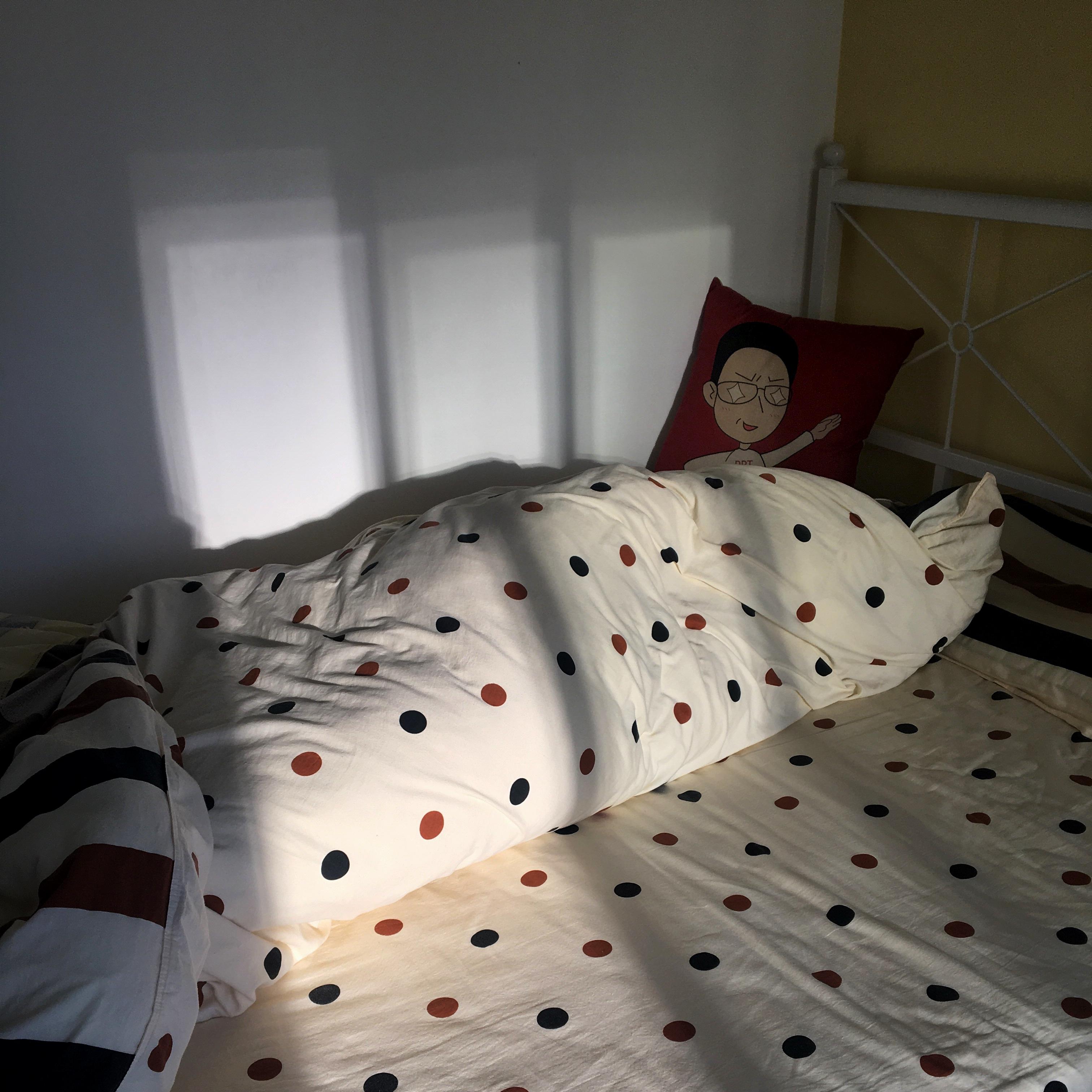 在出租屋里用手机能拍出什么样的照片?