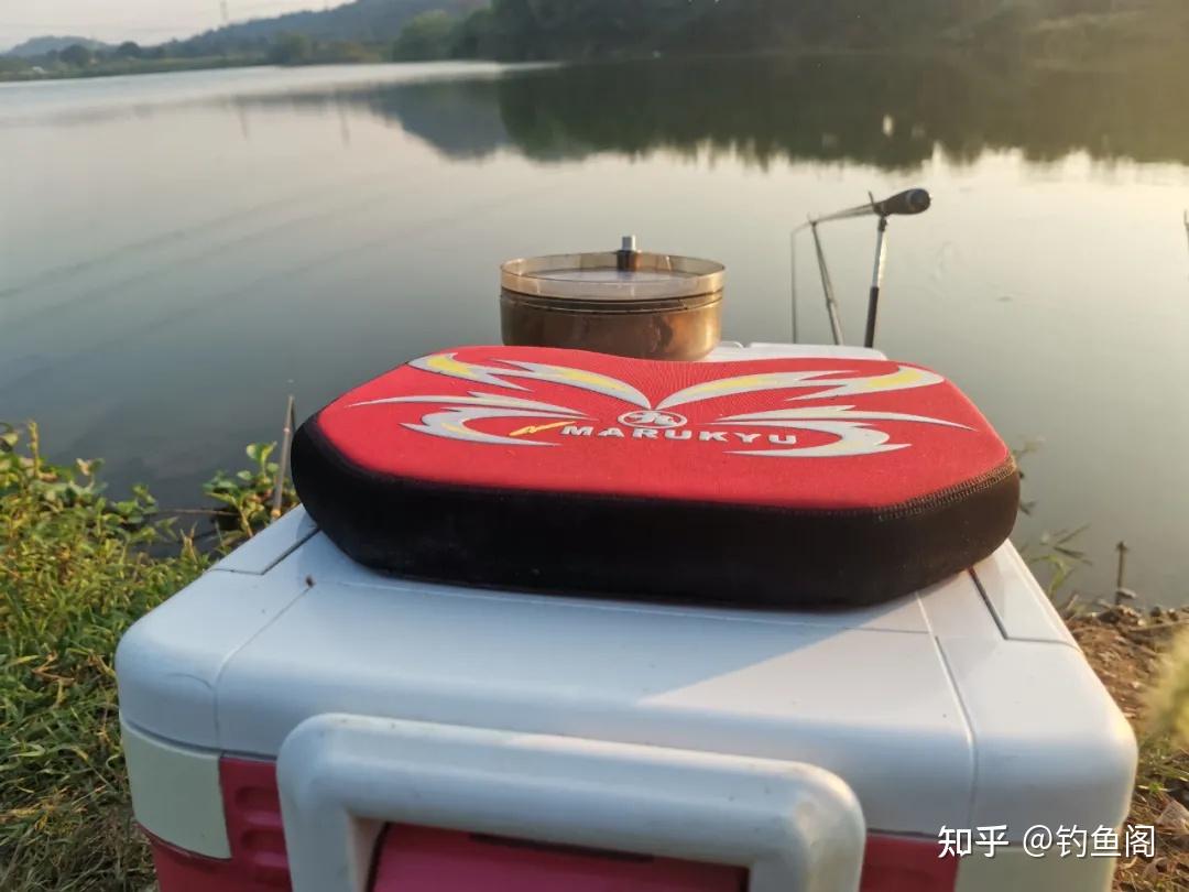为什么野钓鲫鱼不建议浮钓？看完这几条理由，你就明白了 - 知乎