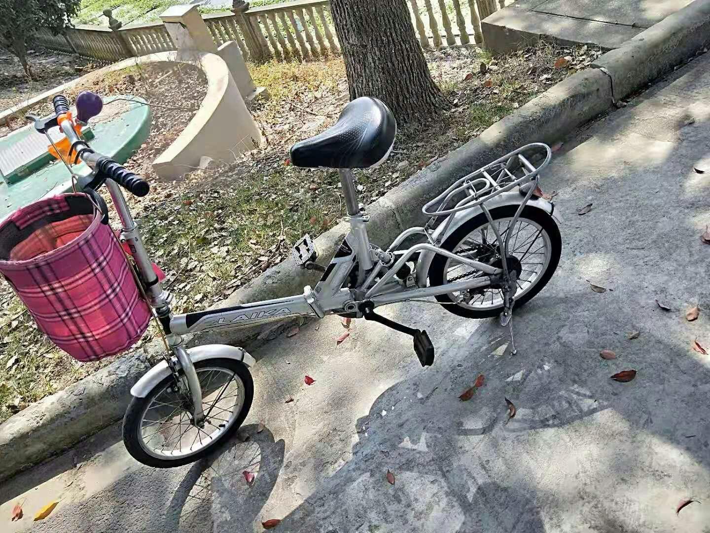 闲置一辆折叠自行车低价转让了