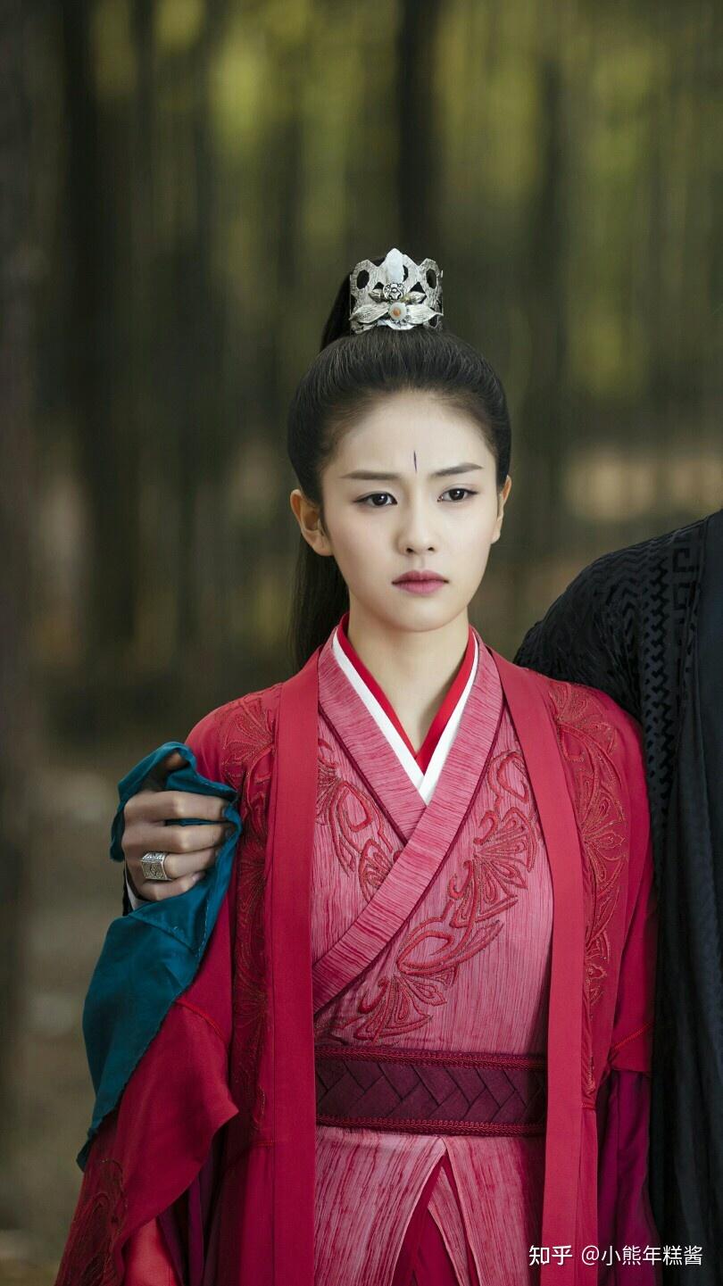 眉形分析原来白鹿杀疯了的红衣造型亮点在这