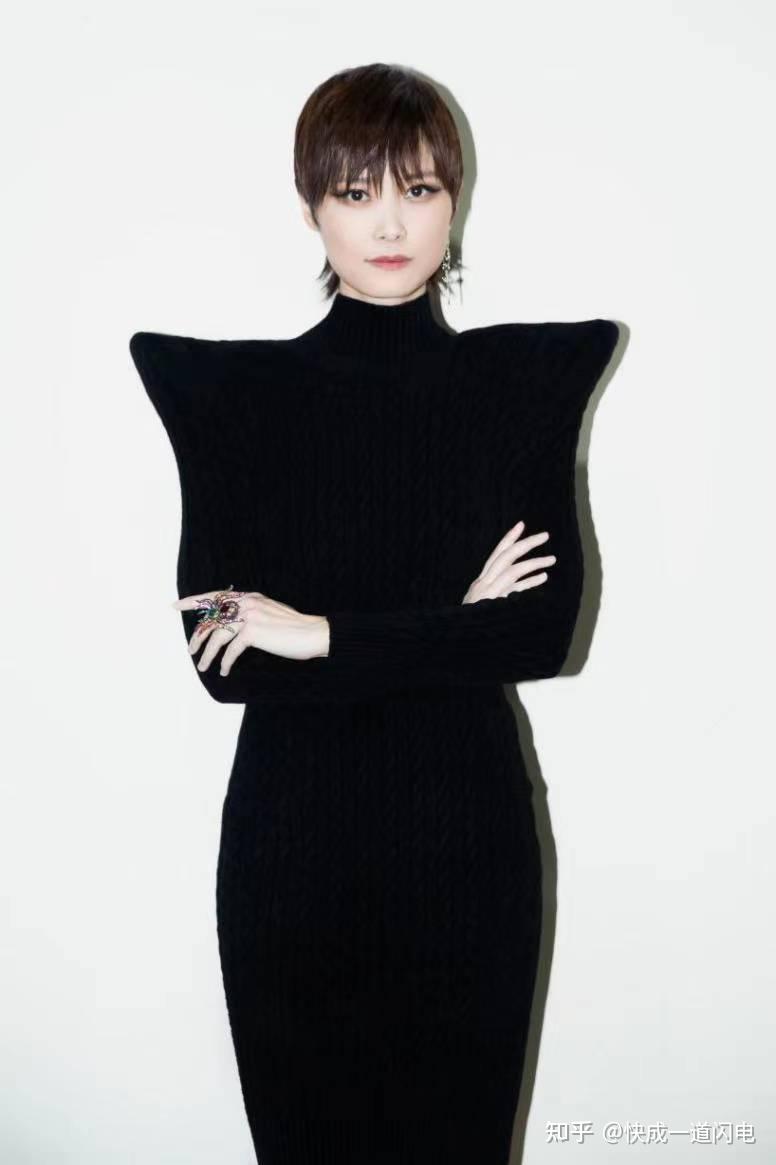 李宇春出道17年载,一位不被束缚不需要被定义的偶像 - 知乎