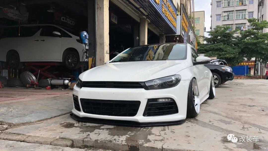 难以抗拒的低趴诱惑宝马225i黑武士改装案例