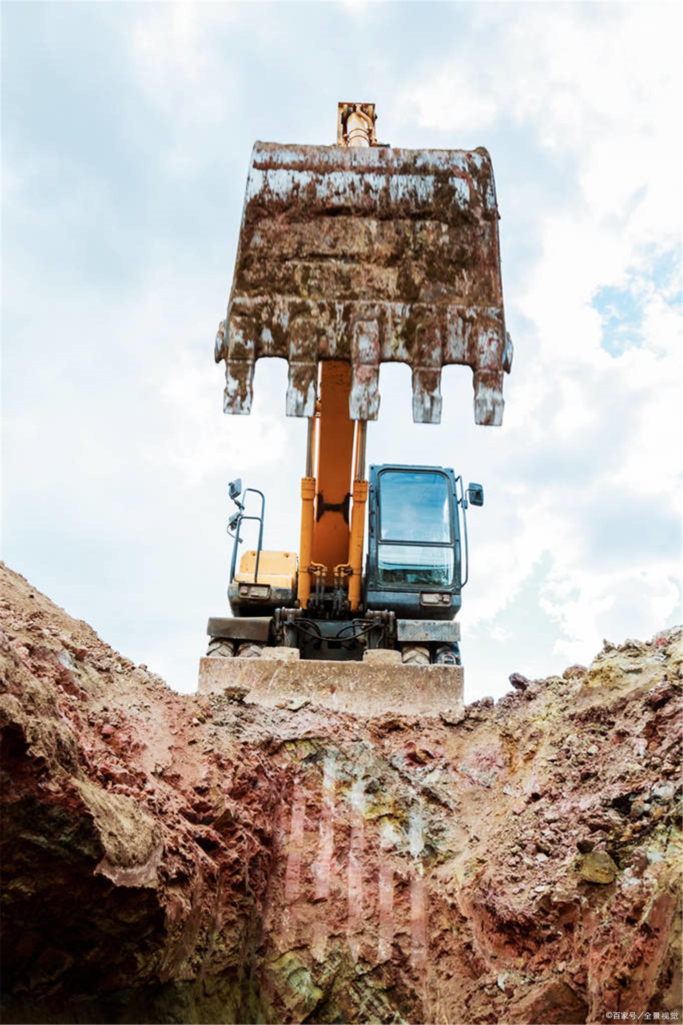 4大理由劝你不要轻易成为挖掘机老板因为