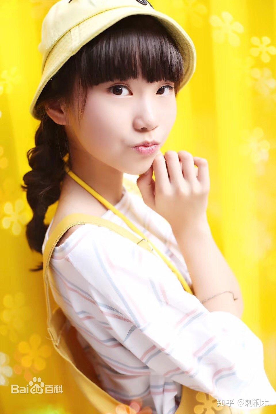 3,泉州——邱诗晗代表作品:电影《美人鱼》,《灵魂纸扎店》,《超能