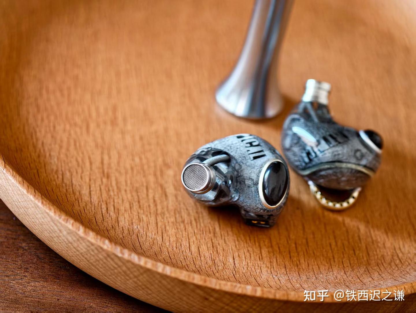 由“技术下放”导致的“以下犯上”？Artpical“月环”简评 - 知乎