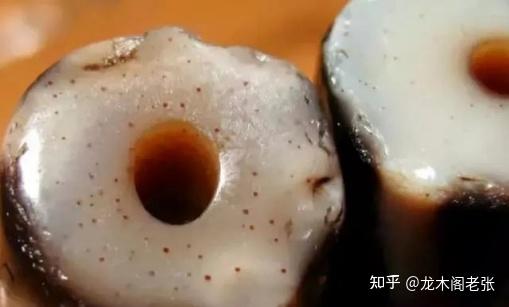 带朱砂点的就是至纯老天珠？天真！ - 知乎