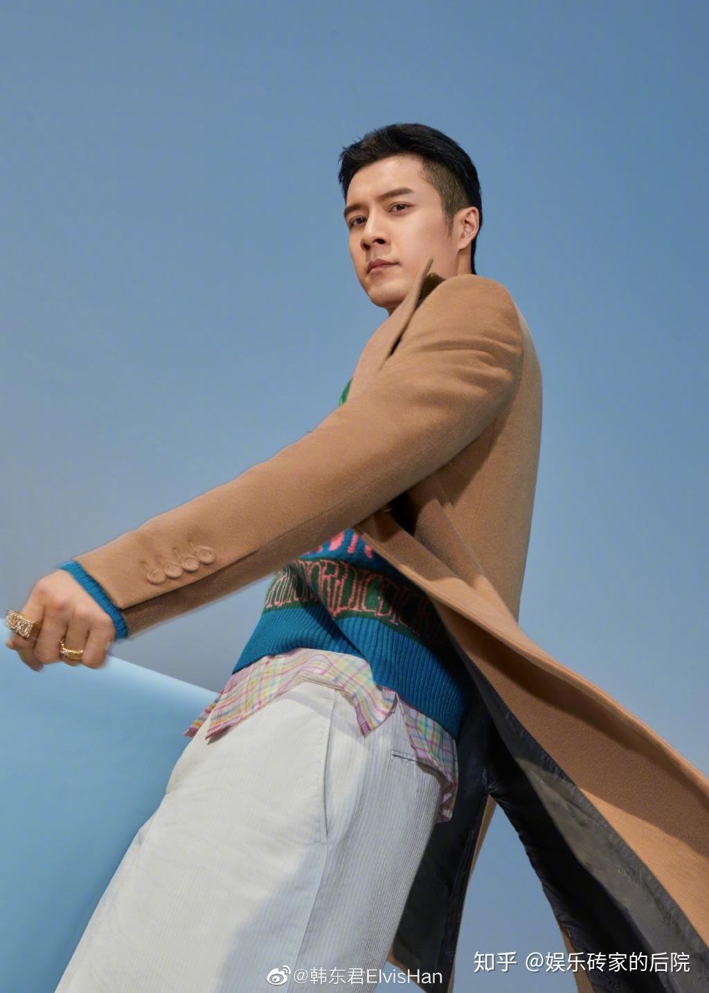 同为新晋流量小生,为什么走红后邓伦选择综艺,而韩东君选择沉寂