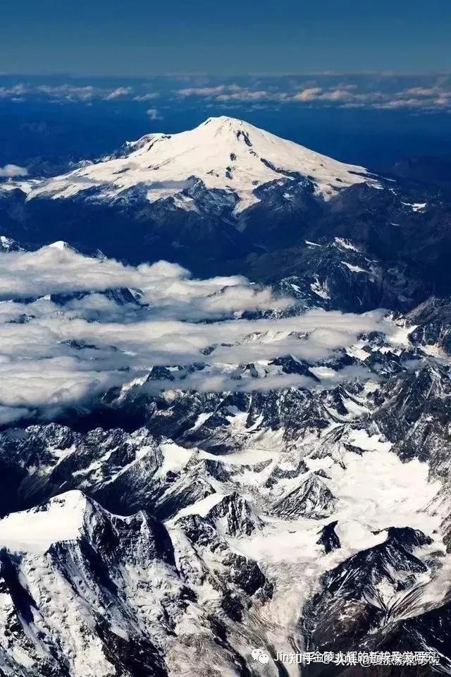 穆天子傳中的崑崙山是指亞拉臘山又稱kuhinuh山