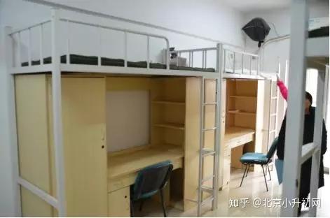 东北师大附中朝阳学校小升初校园开放日活动现场