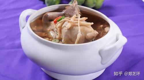 沙参麦冬玉竹炖鸡汤的功效 v2-4c278f7f9a7577458488c03502c03da7_r.jpg