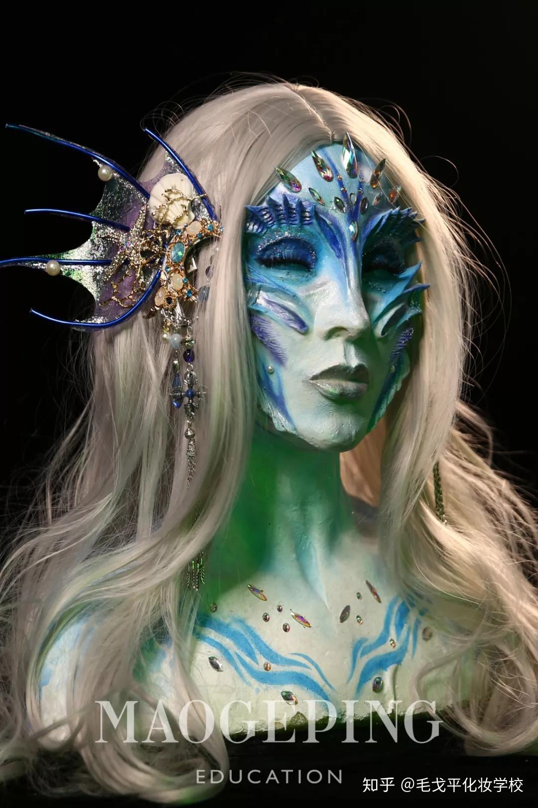 特效化妆太厉害化完妆就像换了个头