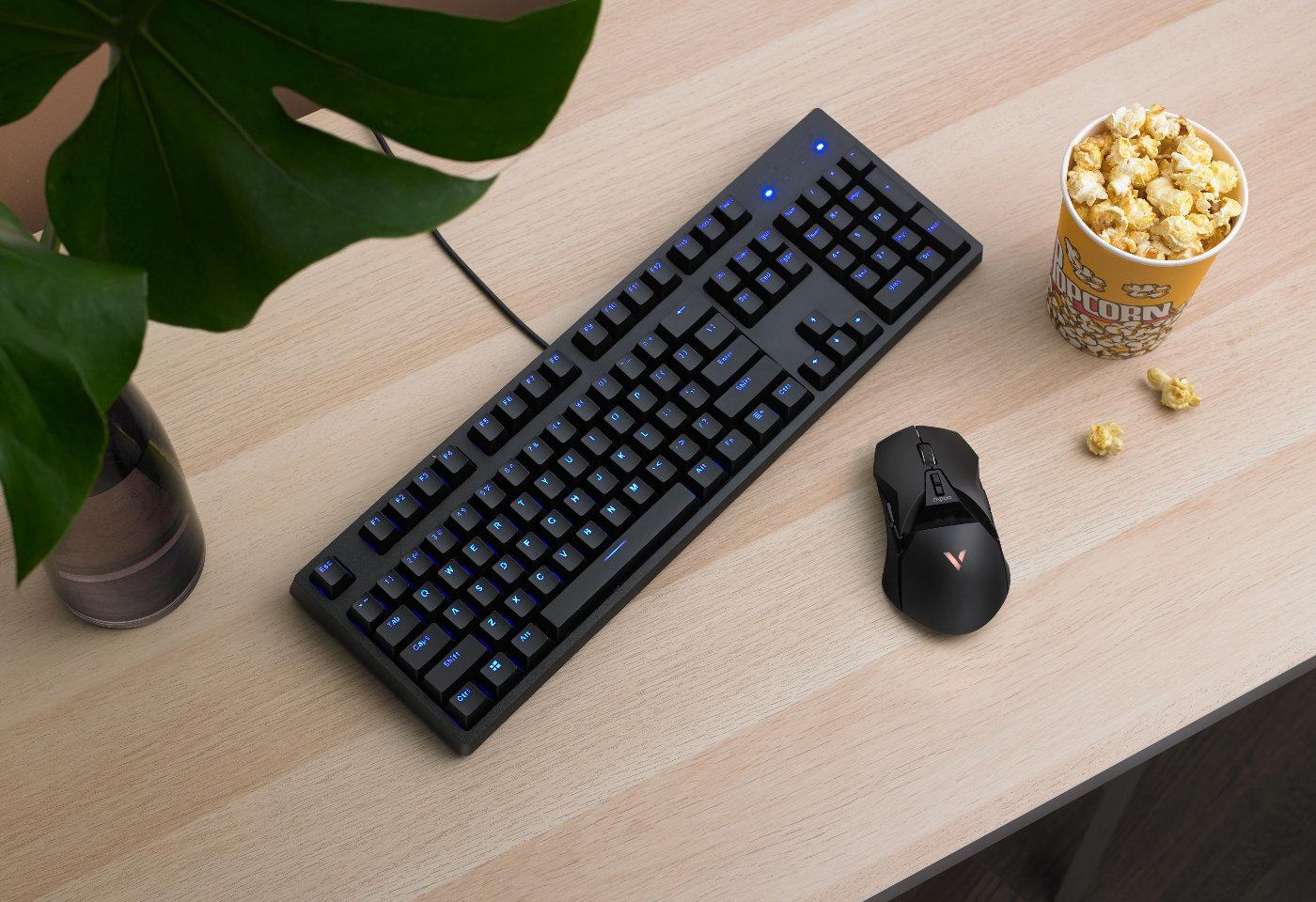 雷柏v808cherry轴游戏机械键盘丨颜型一致就是要出于蓝