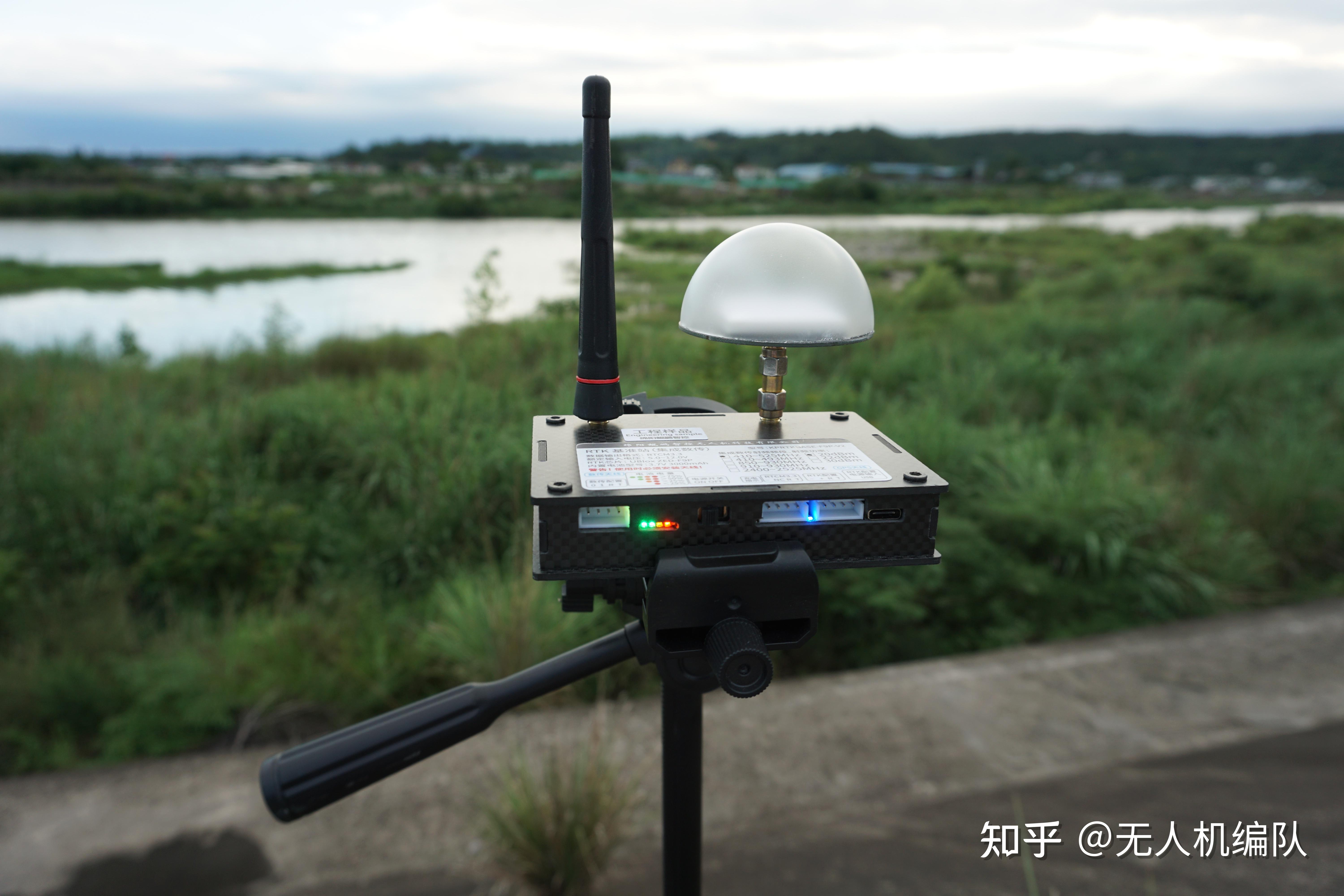 集群控制基准点标定,应急返航控制灯光表演无人机--搭载led灯源,飞行