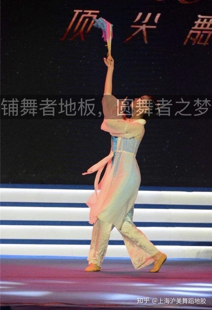 地板舞者舞者地板