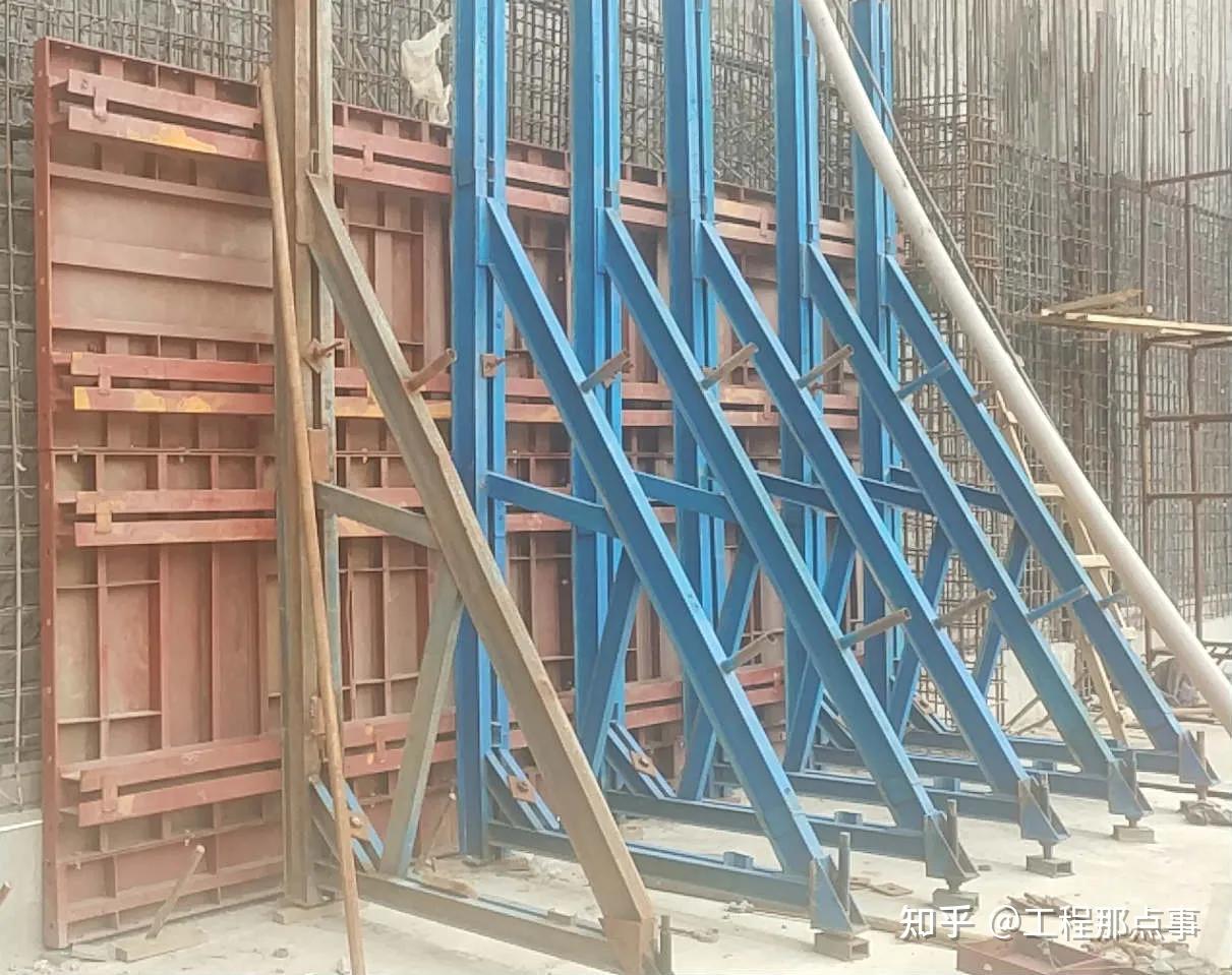 砌筑工程构造柱圈梁模板的安装与拆除施工