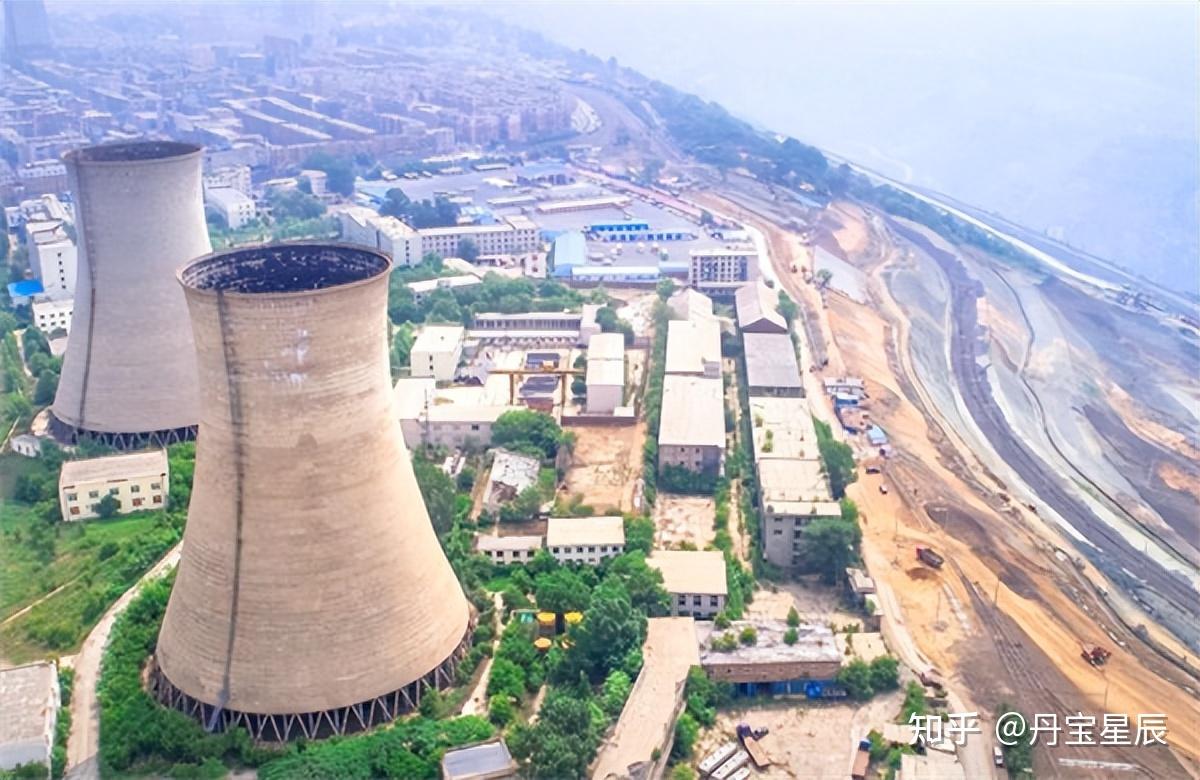 55米厚的煤层开采了118年中国第一露天煤矿如今成什么样了