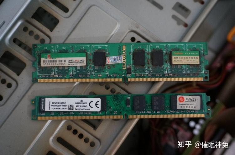 不知不觉就成了电子垃圾晒一台2009年的电脑主机