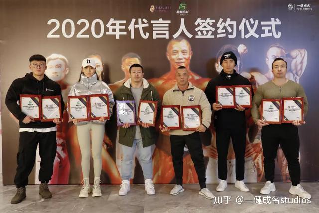 不像年龄低头的倔强,也被他对健美爱的深沉而感动,所以,官宣:水天翮