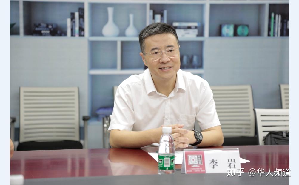 (图片1)近日,湖北省恩施土家族苗族自治州副州长李岩来到了北京五洲