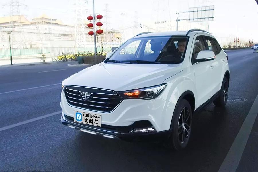 发动机噪音偏大,一汽奔腾x40小型suv试驾体验 - 知乎