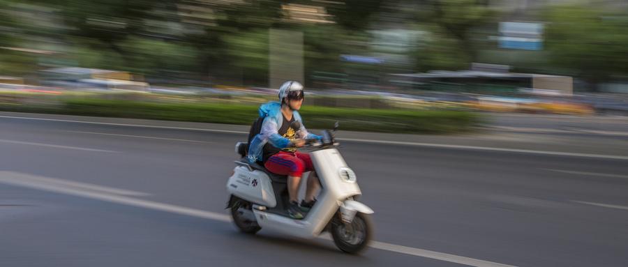 騎行電動車上班途中被摔傷,能認定為工傷嗎?