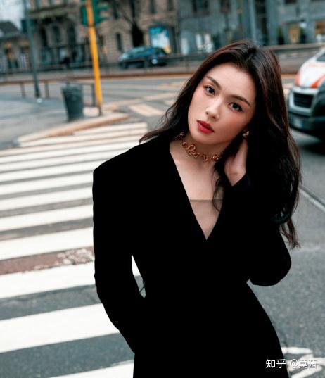 一个赛一个!刘涛:18岁好美,孙俪:18岁更美,蒋勤勤:你们让让