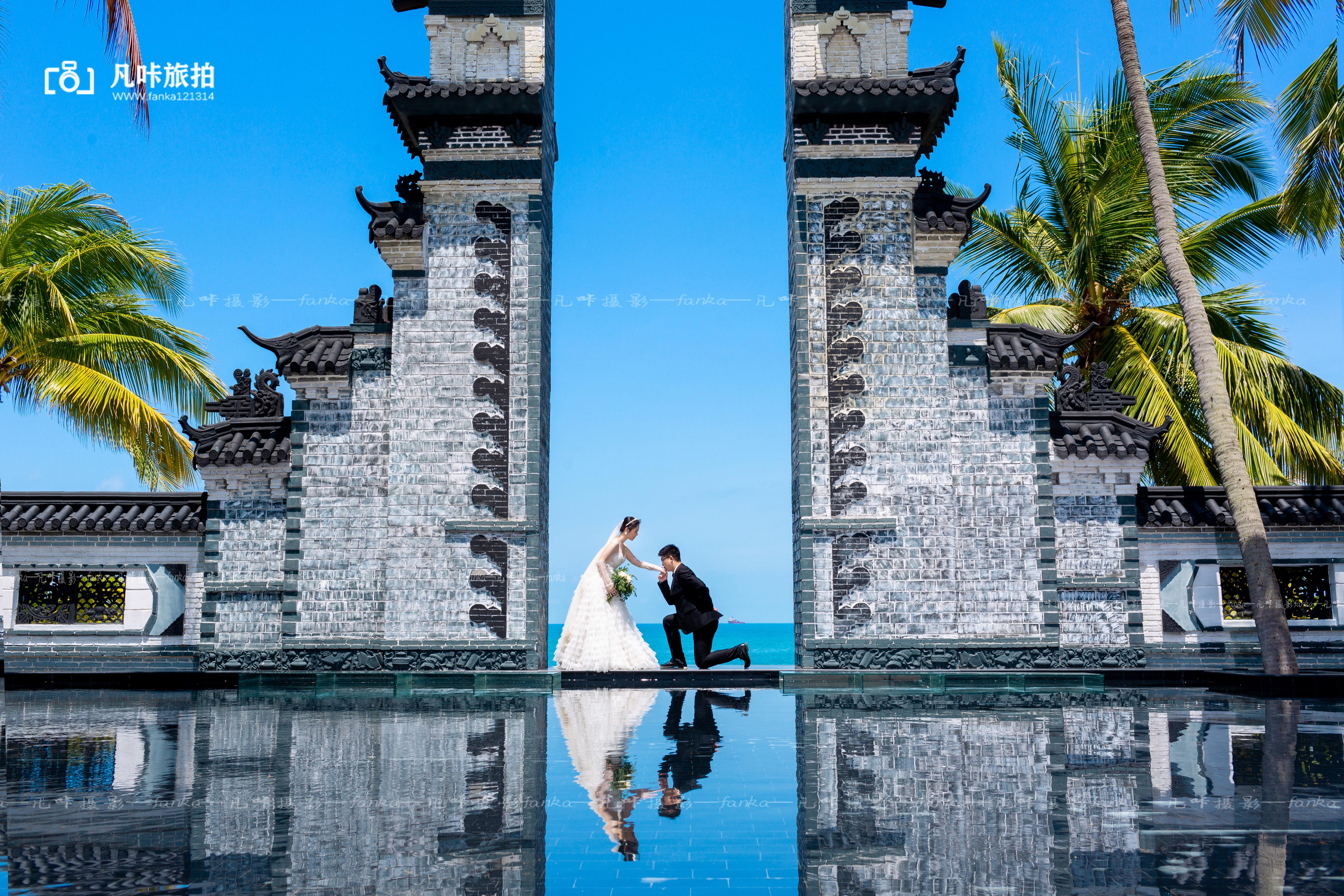 让整个婚纱照华丽中也散发着浓浓的浪漫气息单膝跪地,完成最浪漫的