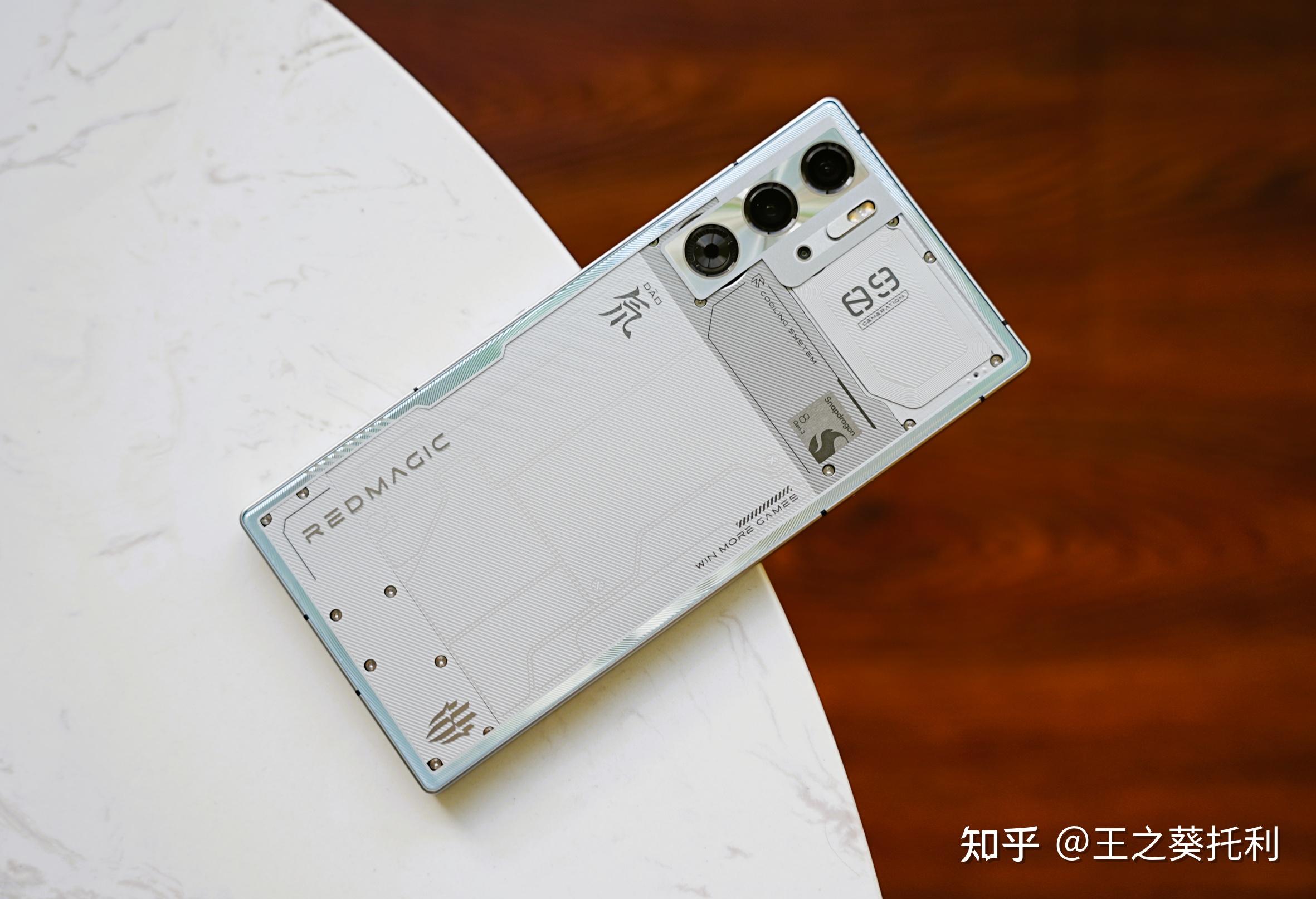 红魔9 pro 氘锋透明银翼版上手体验及测评!