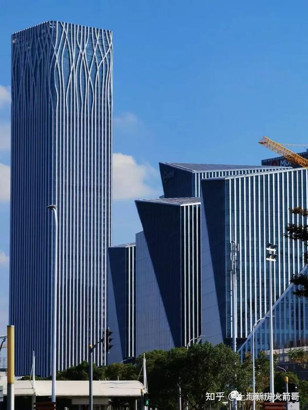 前滩随拍:挡不住的高颜值,配得上80分的入围分 - 知乎