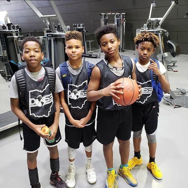 看了这个你就知道,美国小学生的篮球为什么这么屌!