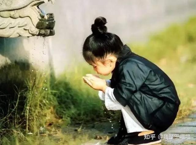 一个人有没有教养,从这3个细节就能看出来,可深交 - 知乎