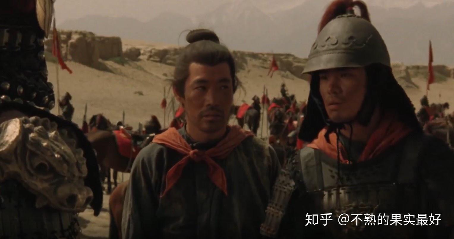 另外电影里能发现年轻时的幕府大侠斋藤一(《壬生义士传》),杂货铺的