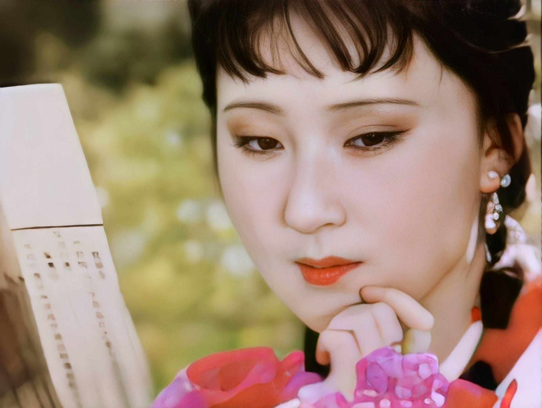 有没有87版林黛玉的高清壁纸可以分享