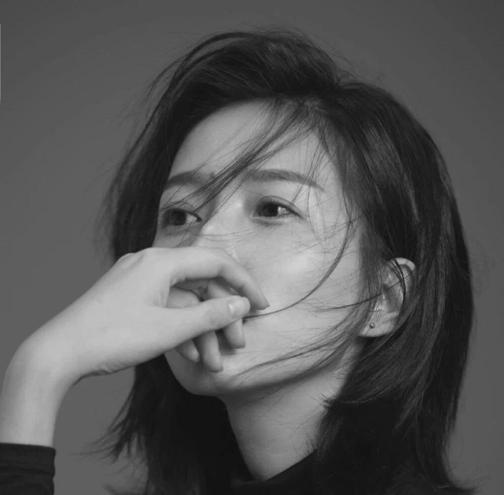 头像黑白灰冷淡色系头像更新