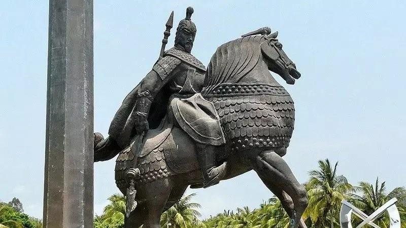 闲话资治通鉴之三百四十一马革裹尸