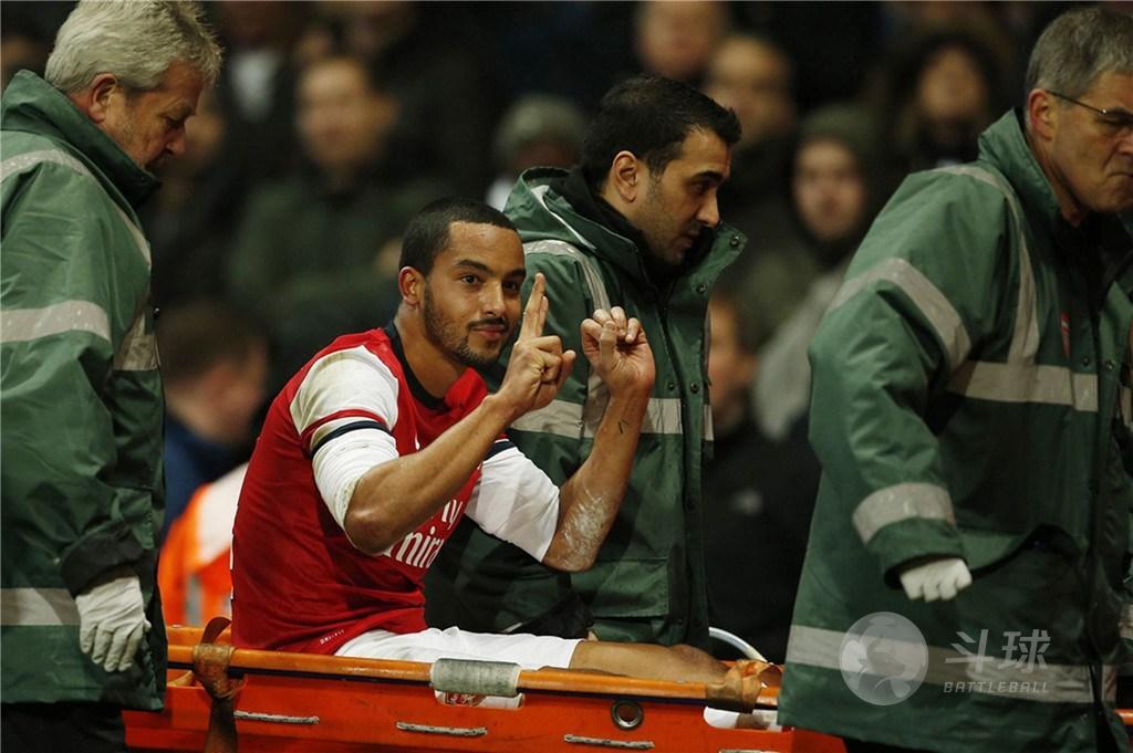 32英镑的硬币,所以我才做出2-0的手势,我本来可以买点糖果的.