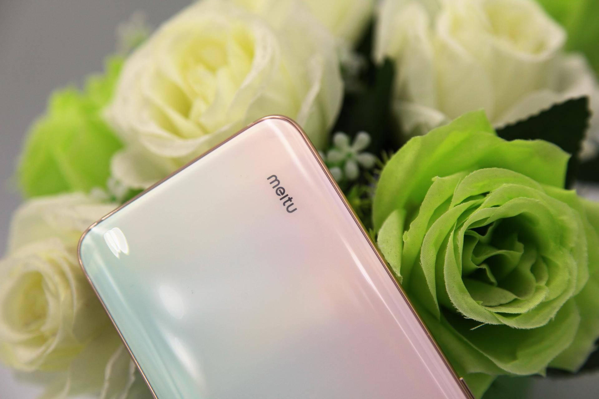 小米cc9美图定制版测评之开箱篇2599元用上美图技术值不值