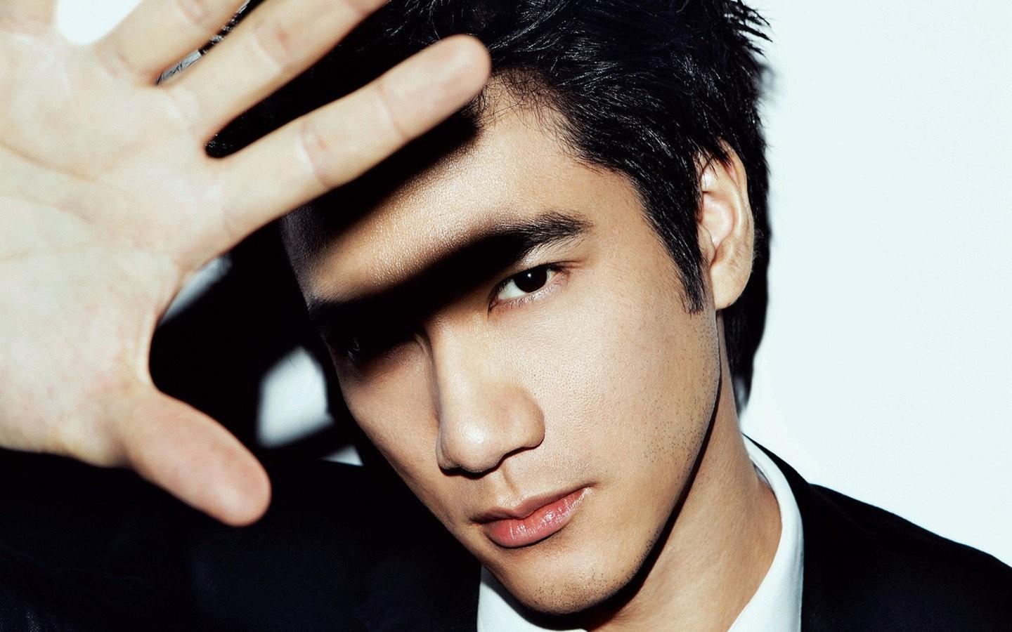 哈喽周杰伦最近好吗