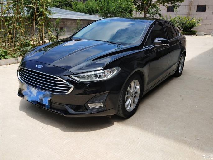 在金牛座车主的建议下提了2020款蒙迪欧